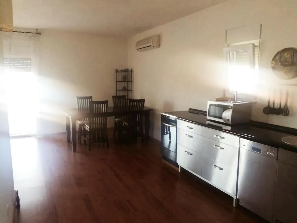 Apartment Apartmani Jureta Okrug Gornji