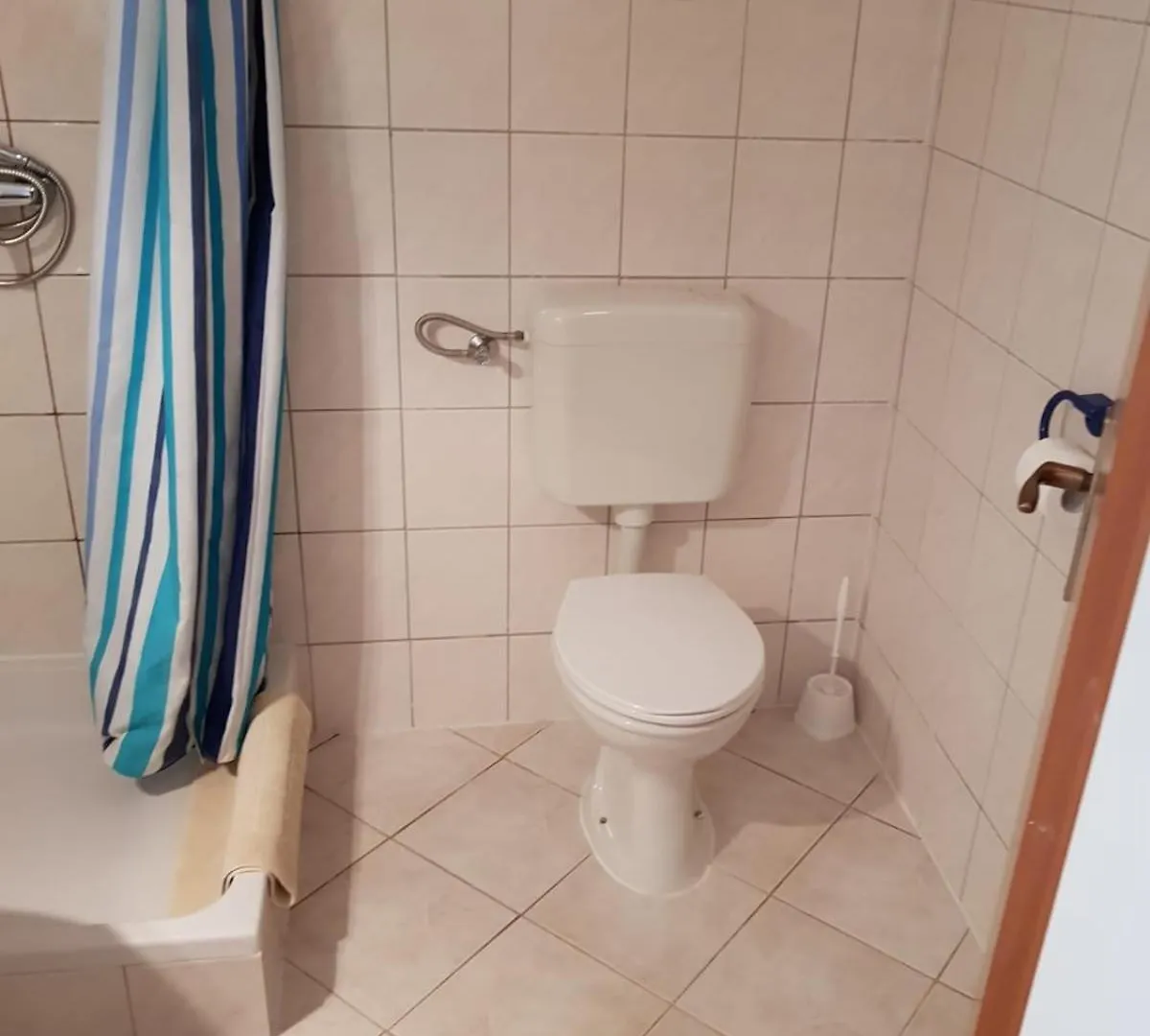 Apartmani Jureta Okrug Gornji 0*,