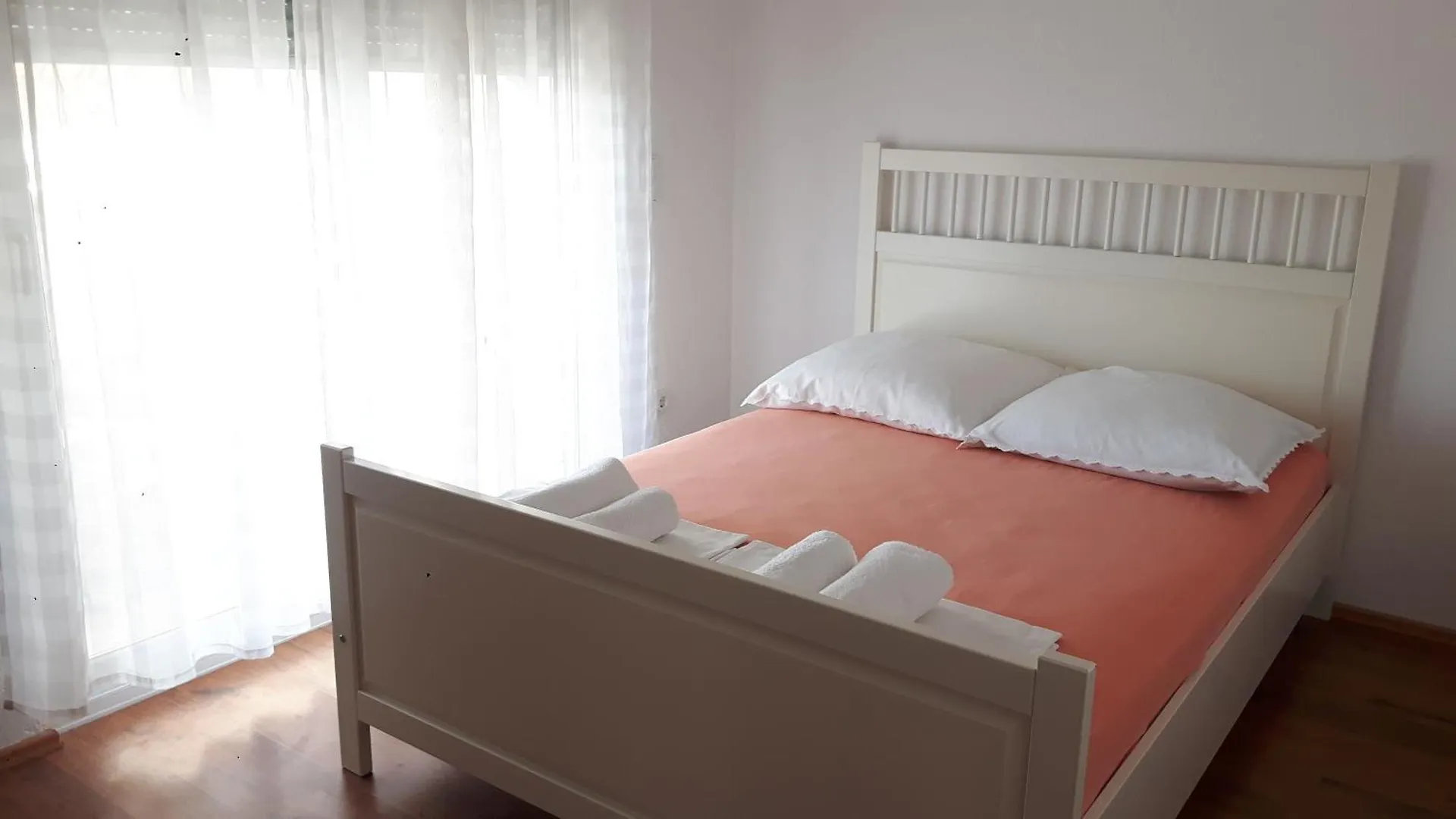 Apartment Apartmani Jureta Okrug Gornji Croatia