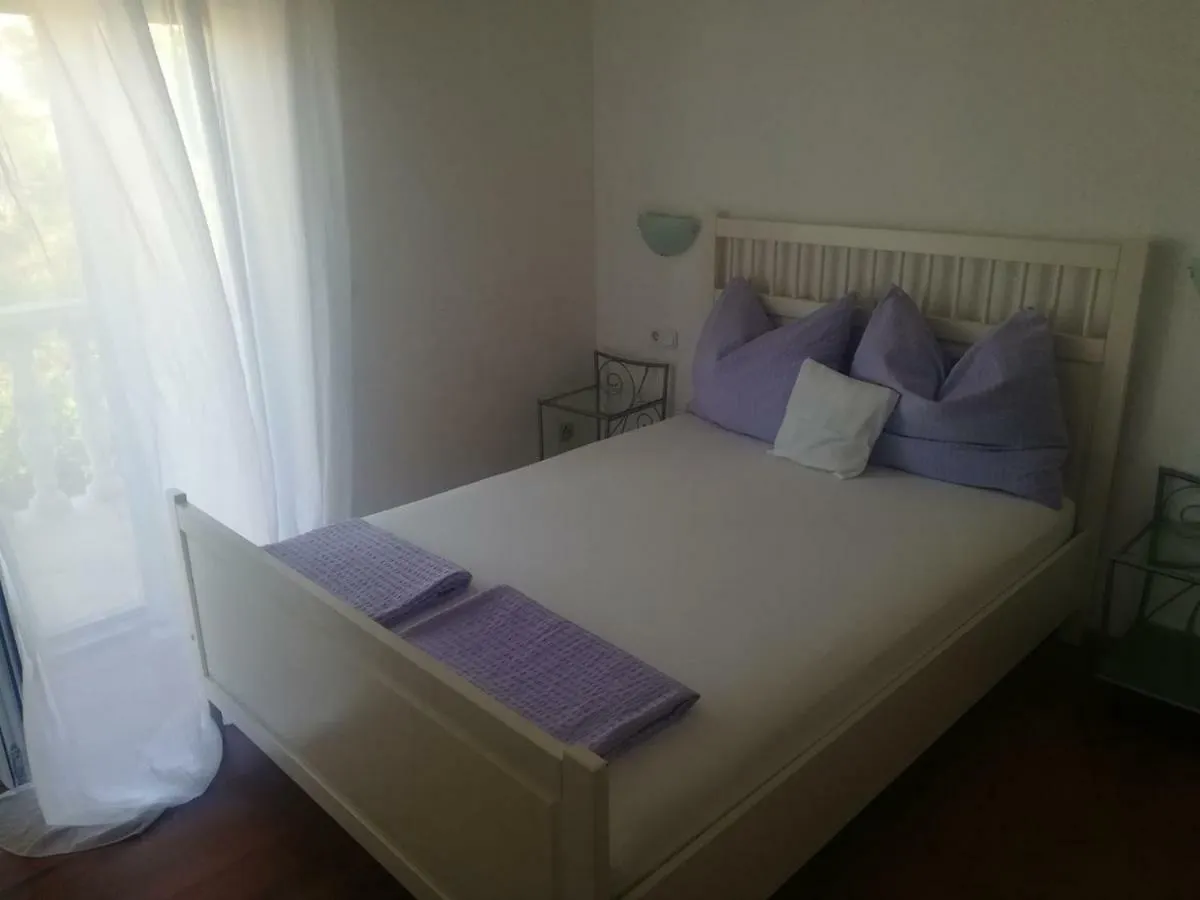 Apartment Apartmani Jureta Okrug Gornji