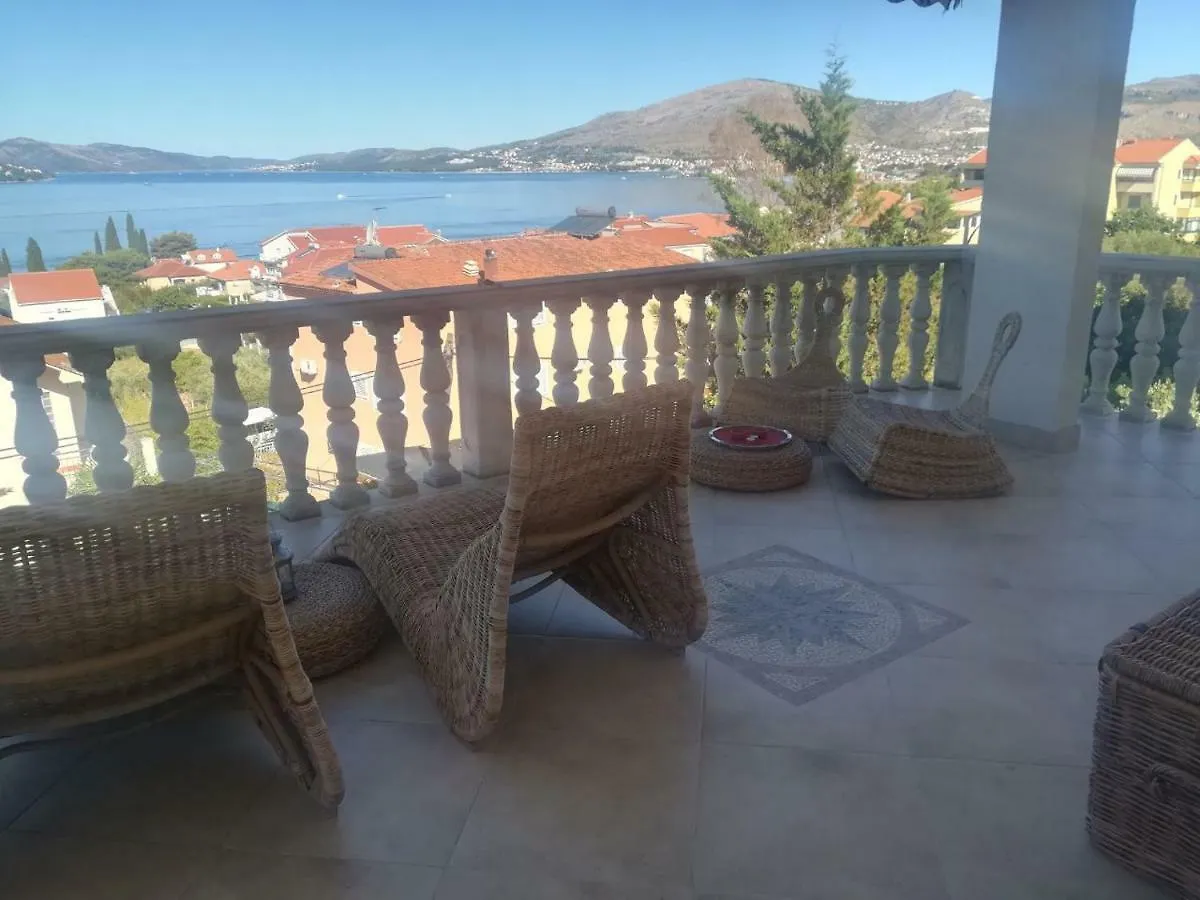 Apartmani Jureta Okrug Gornji